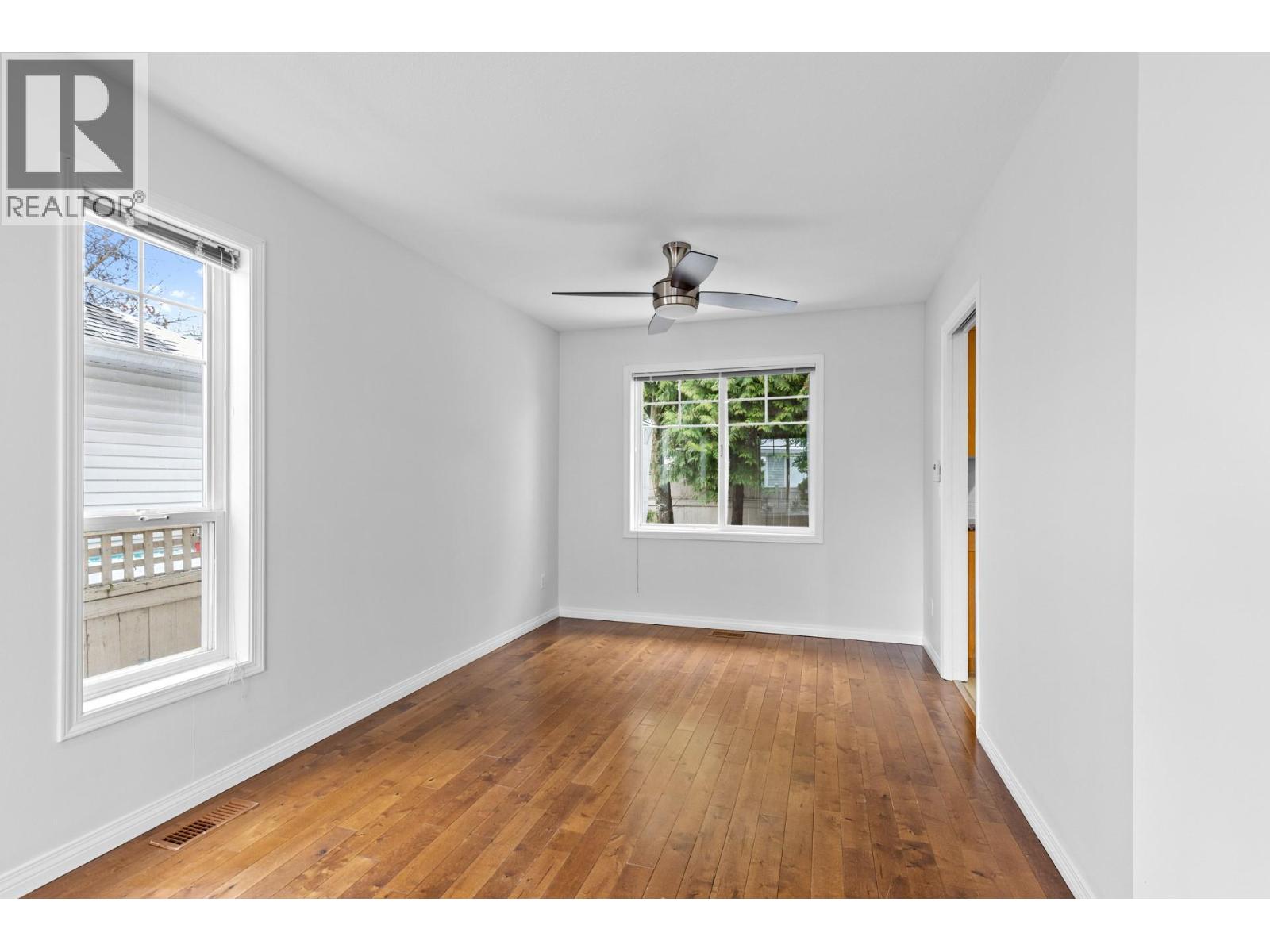 383 665 Cook Road, Kelowna