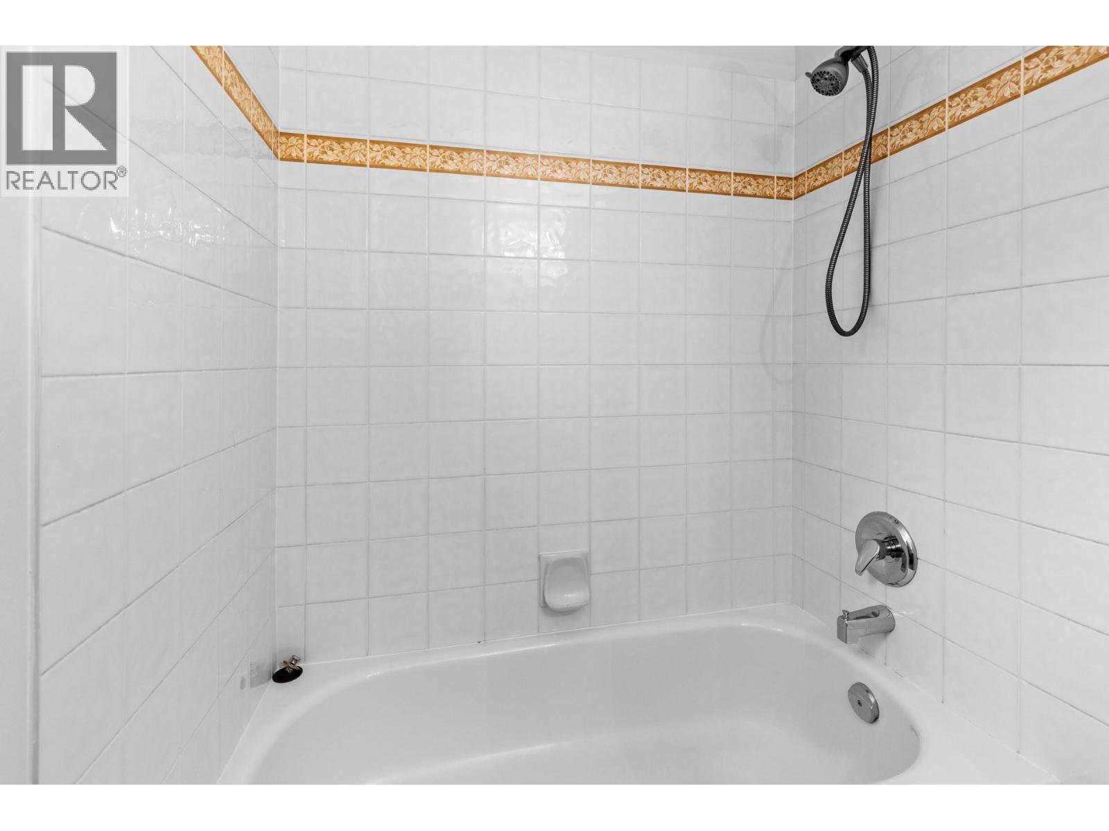 383 665 Cook Road, Kelowna