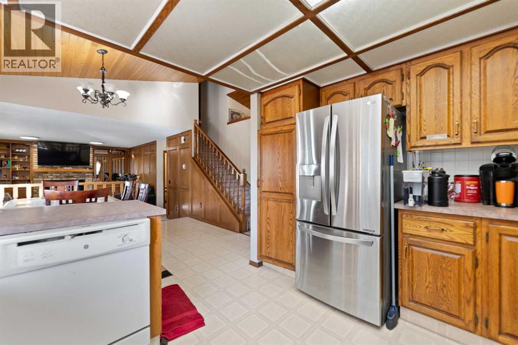 Single Family House for Sale in  Castleglen Court NE Castleridge Calgary 