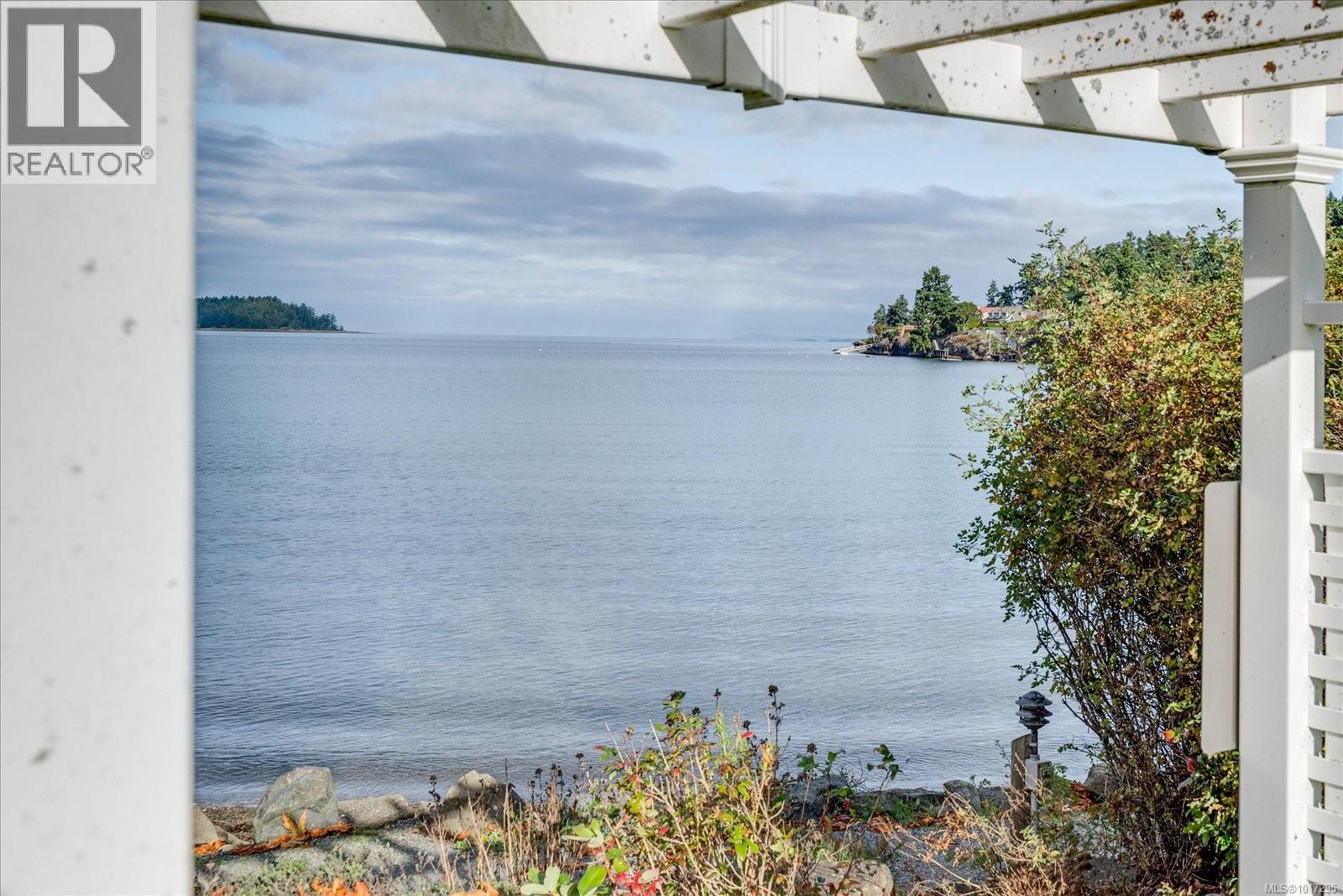 712 1600 Stroulger Rd, Nanoose Bay