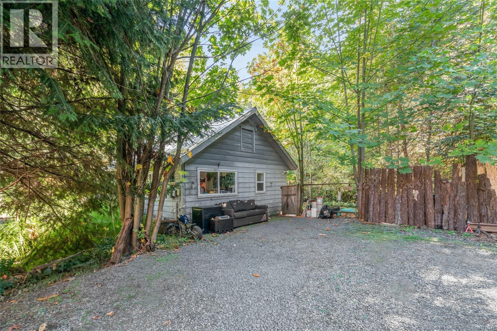 2560 GRAFTON AVE - 17