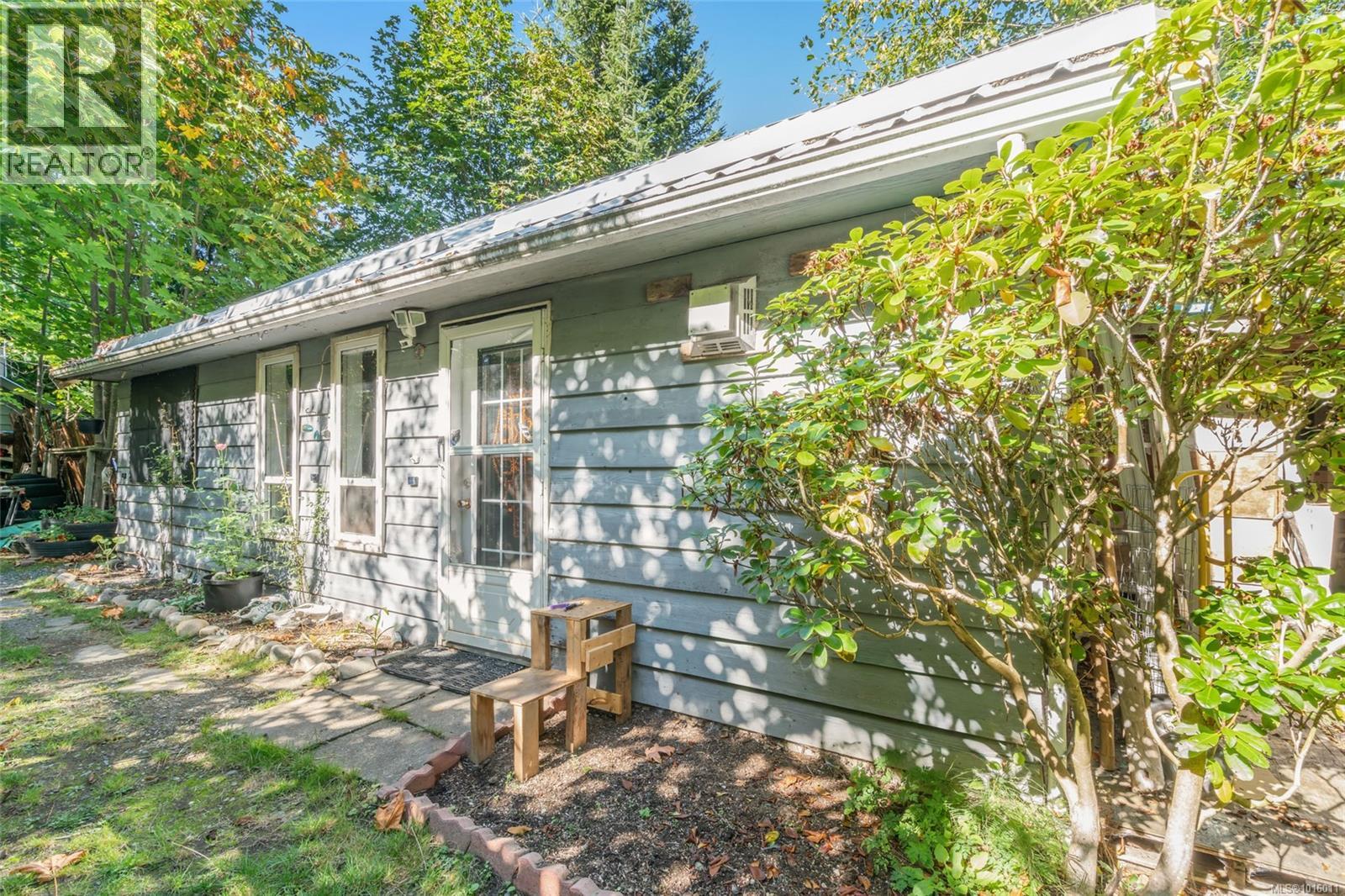 2560 GRAFTON AVE - 21