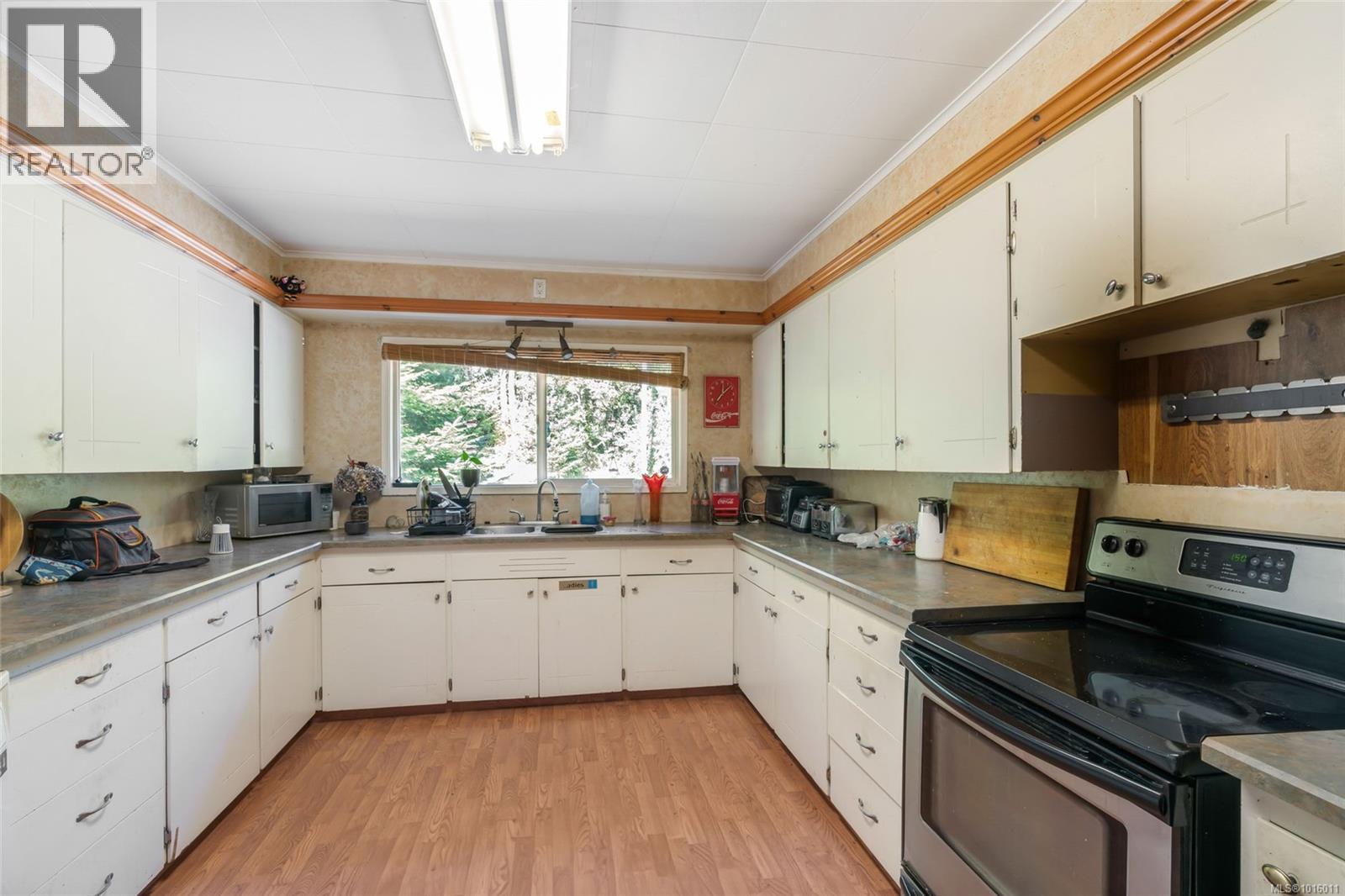 2560 GRAFTON AVE - 34