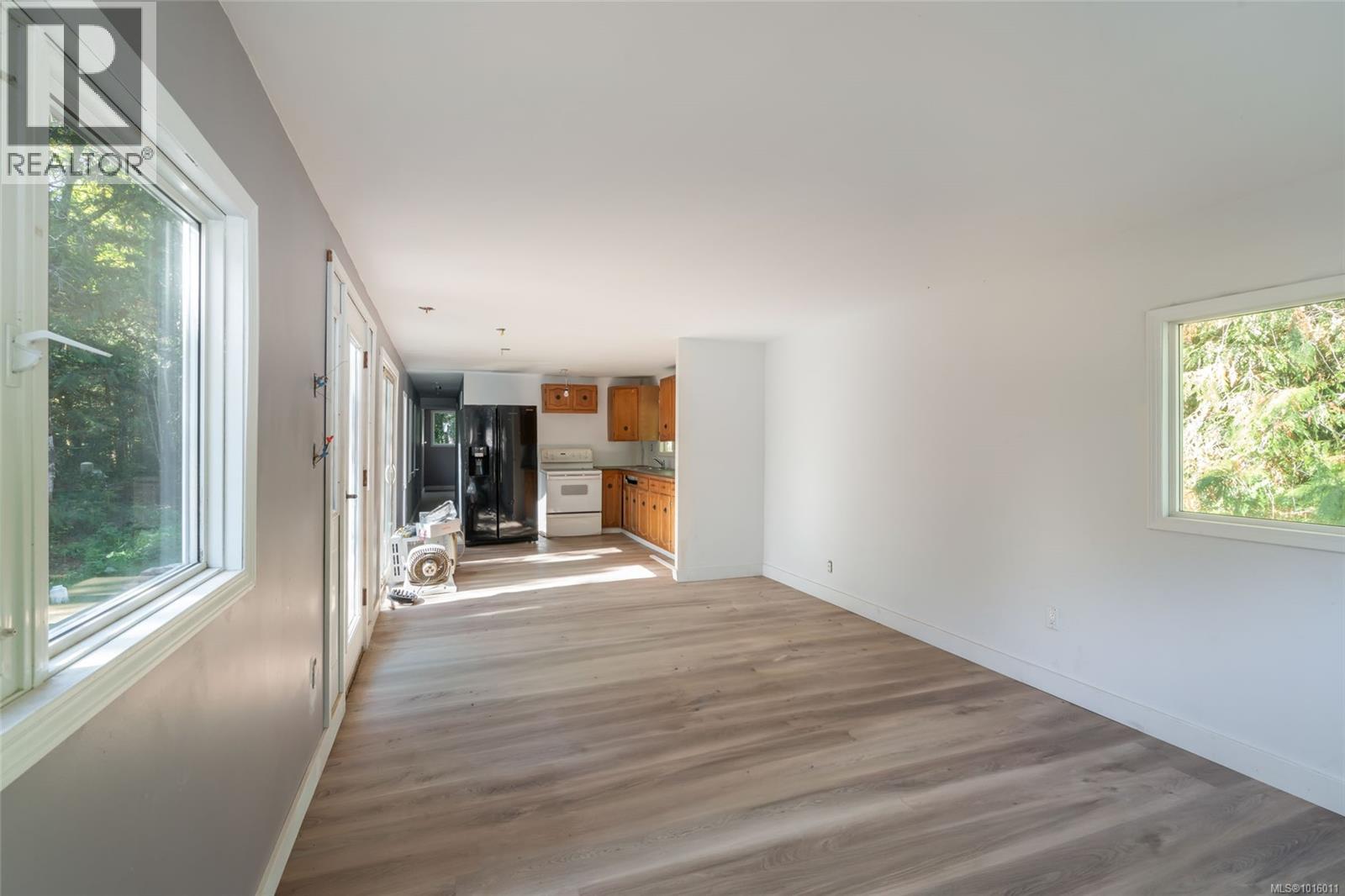 2560 GRAFTON AVE - 55