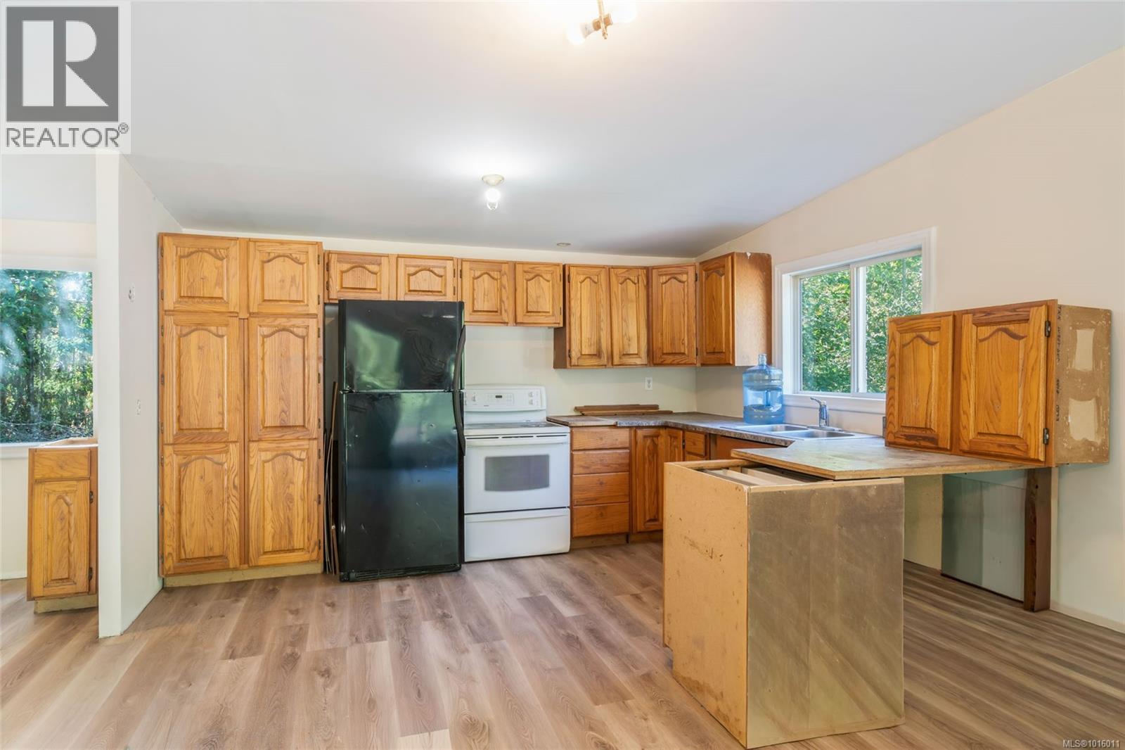 2560 GRAFTON AVE - 57