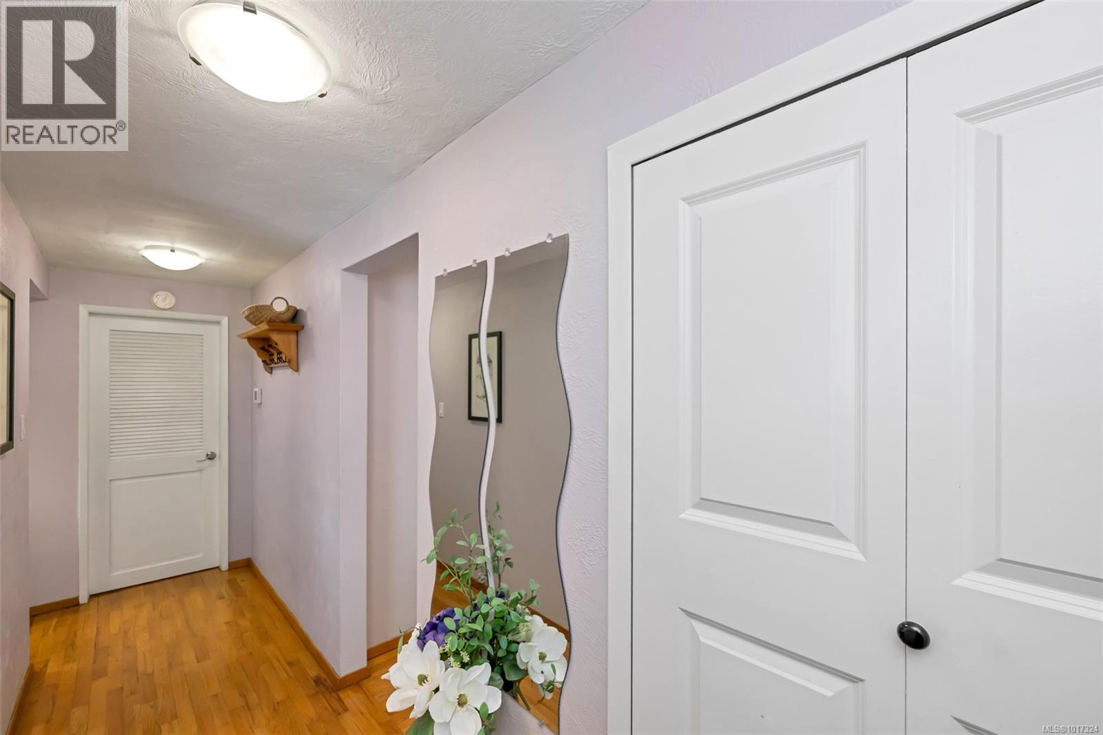  1028 Jenkins Avenue, Langford