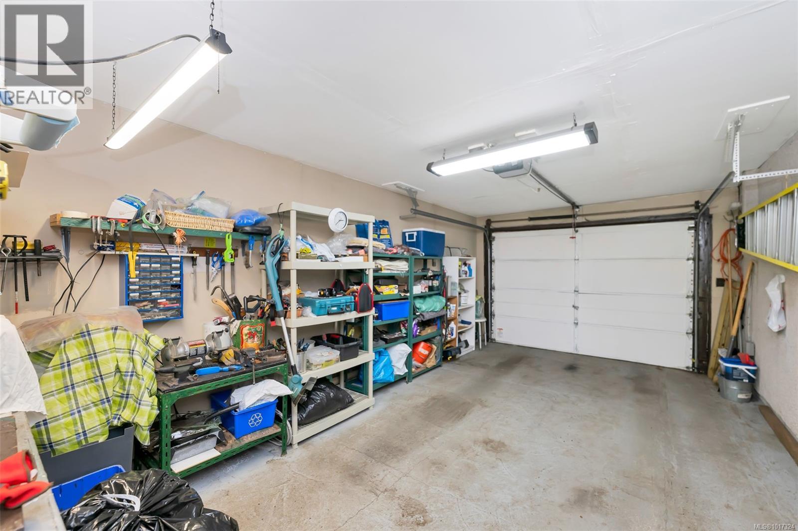  1028 Jenkins Avenue, Langford