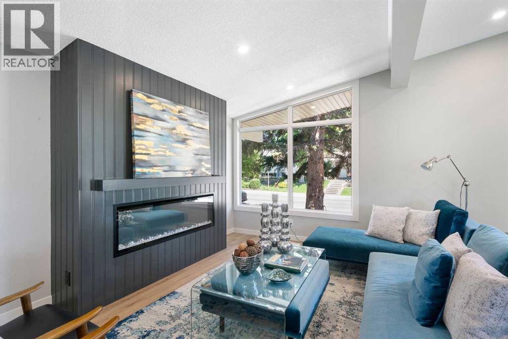 Single Family House 4 Level for Sale in  Lake Bonavista Drive SE Lake Bonavista Calgary 
