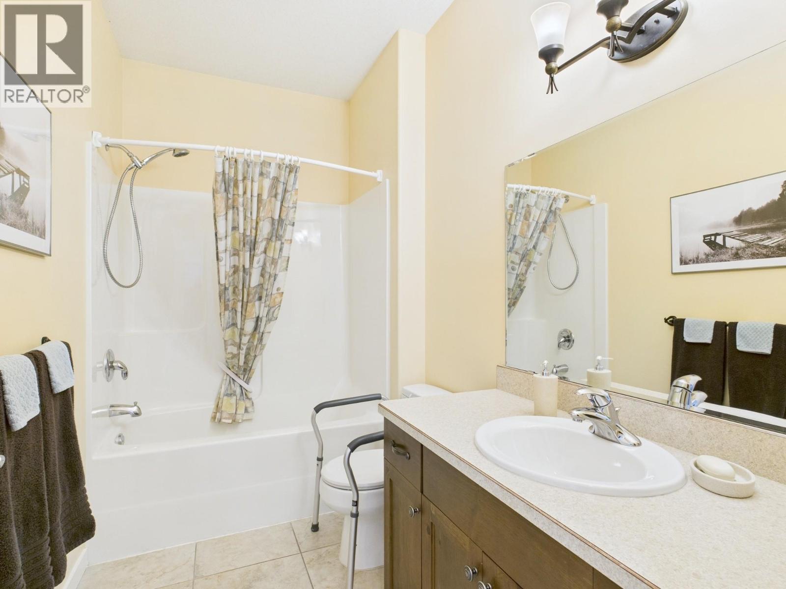  12 WILDFLOWER Court, Osoyoos