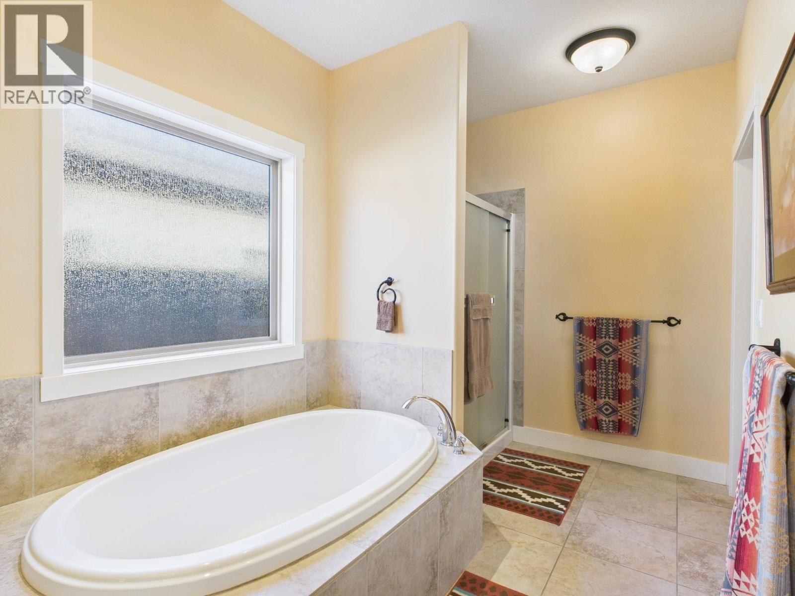  12 WILDFLOWER Court, Osoyoos