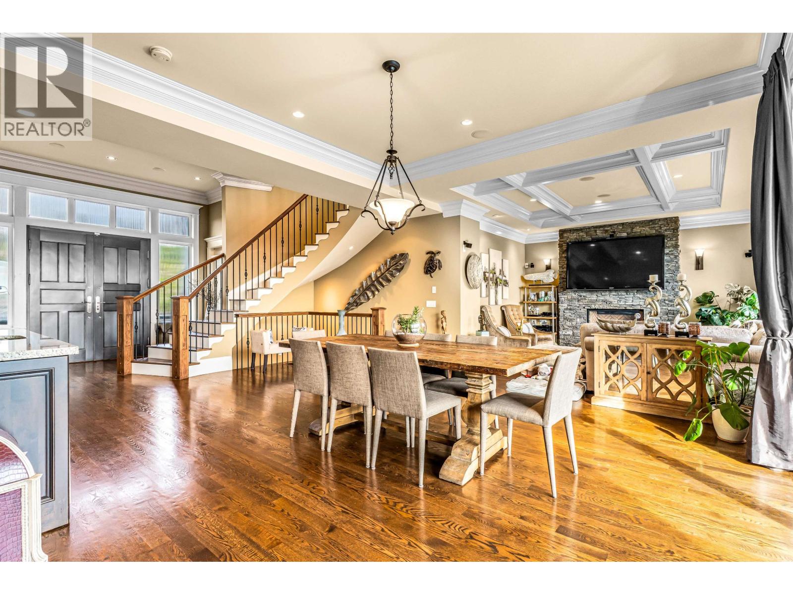 5290 PANDORA STREET, Burnaby