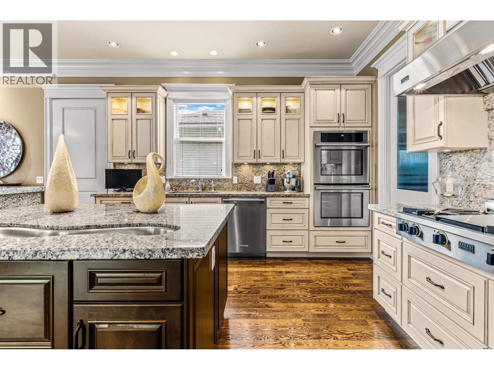 5290 PANDORA STREET, Burnaby