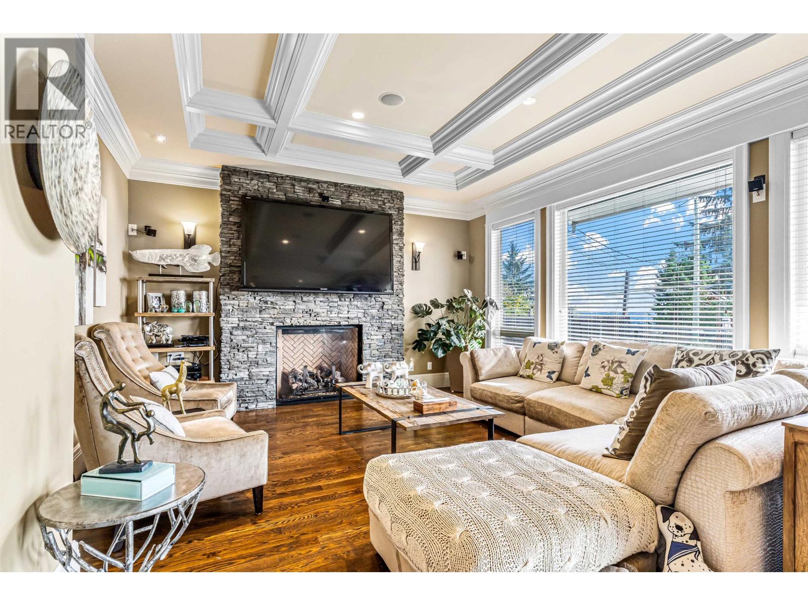 5290 PANDORA STREET, Burnaby