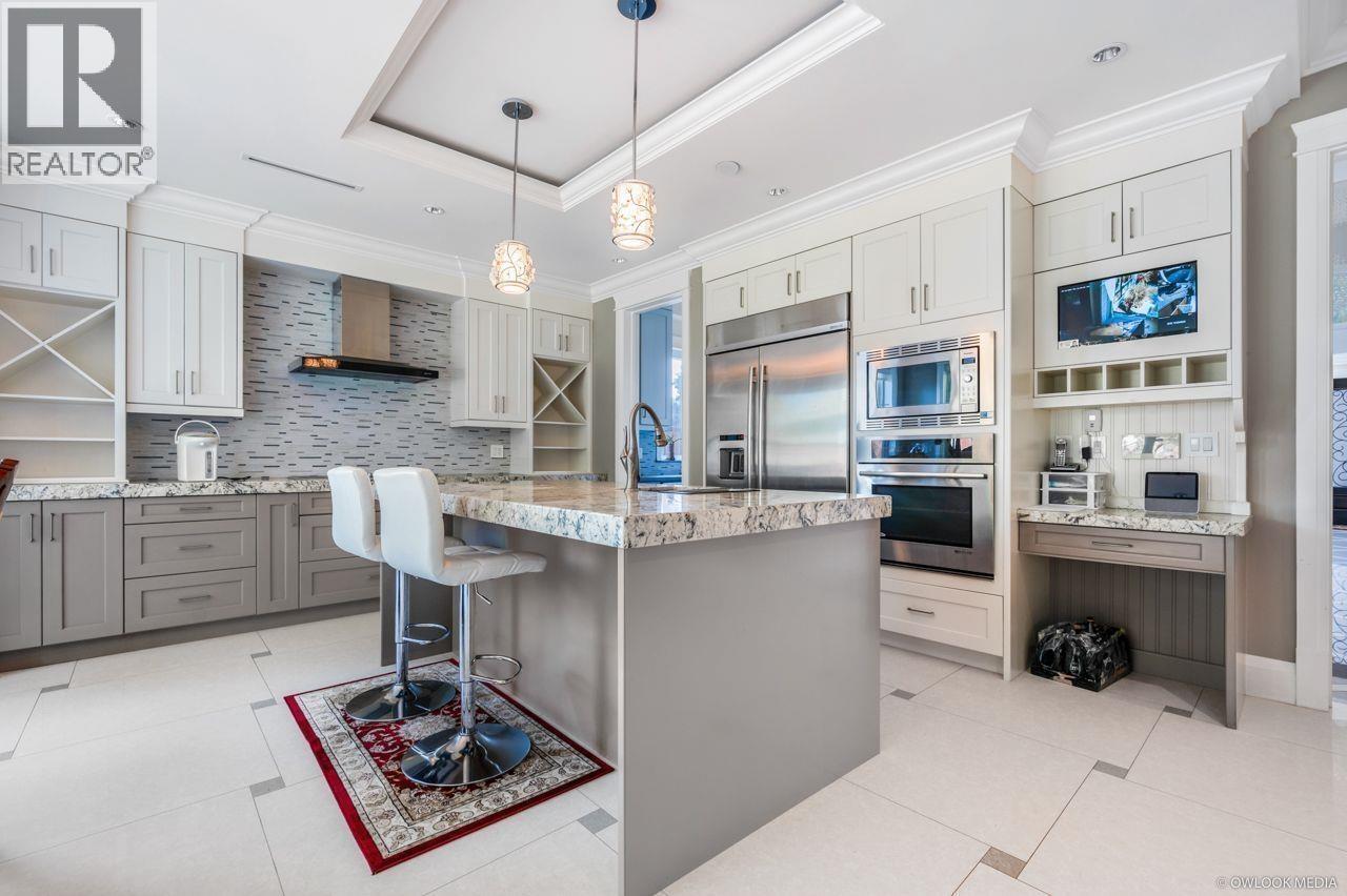 6571 LYNAS Lane, Richmond