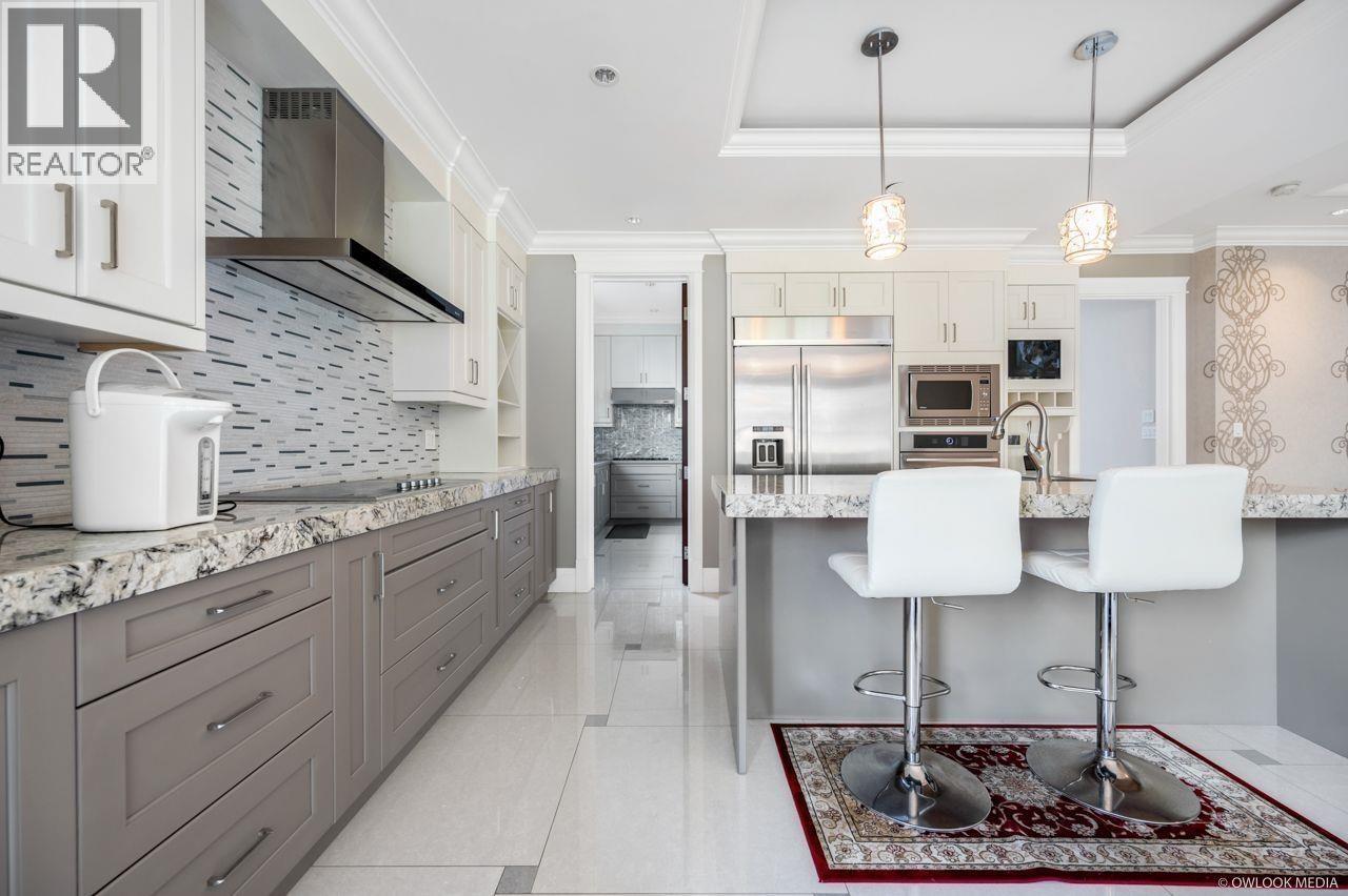 6571 LYNAS Lane, Richmond