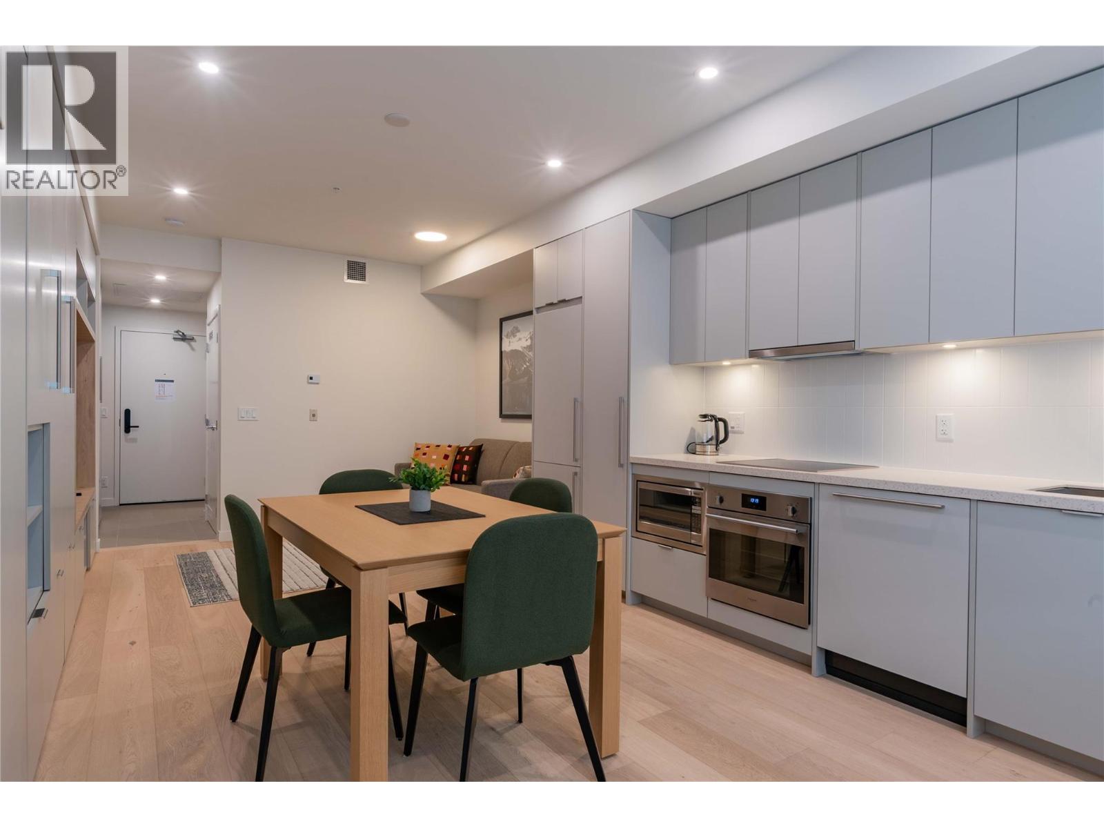 4280 Red Mountain Road Unit# 123, Rossland