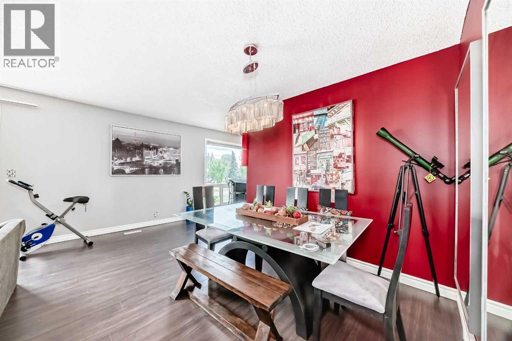 Single Family House Bi-level for Sale in    Street NE Huntington Hills Calgary 