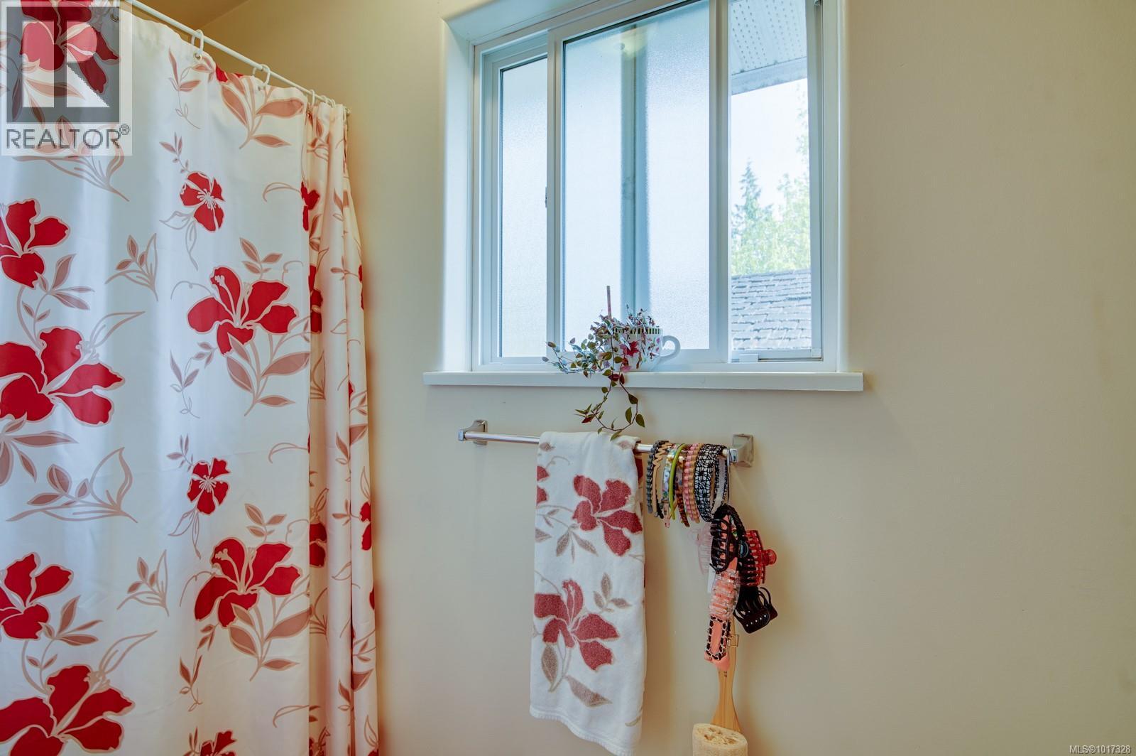 4547 Wellington Ave, Port Alberni