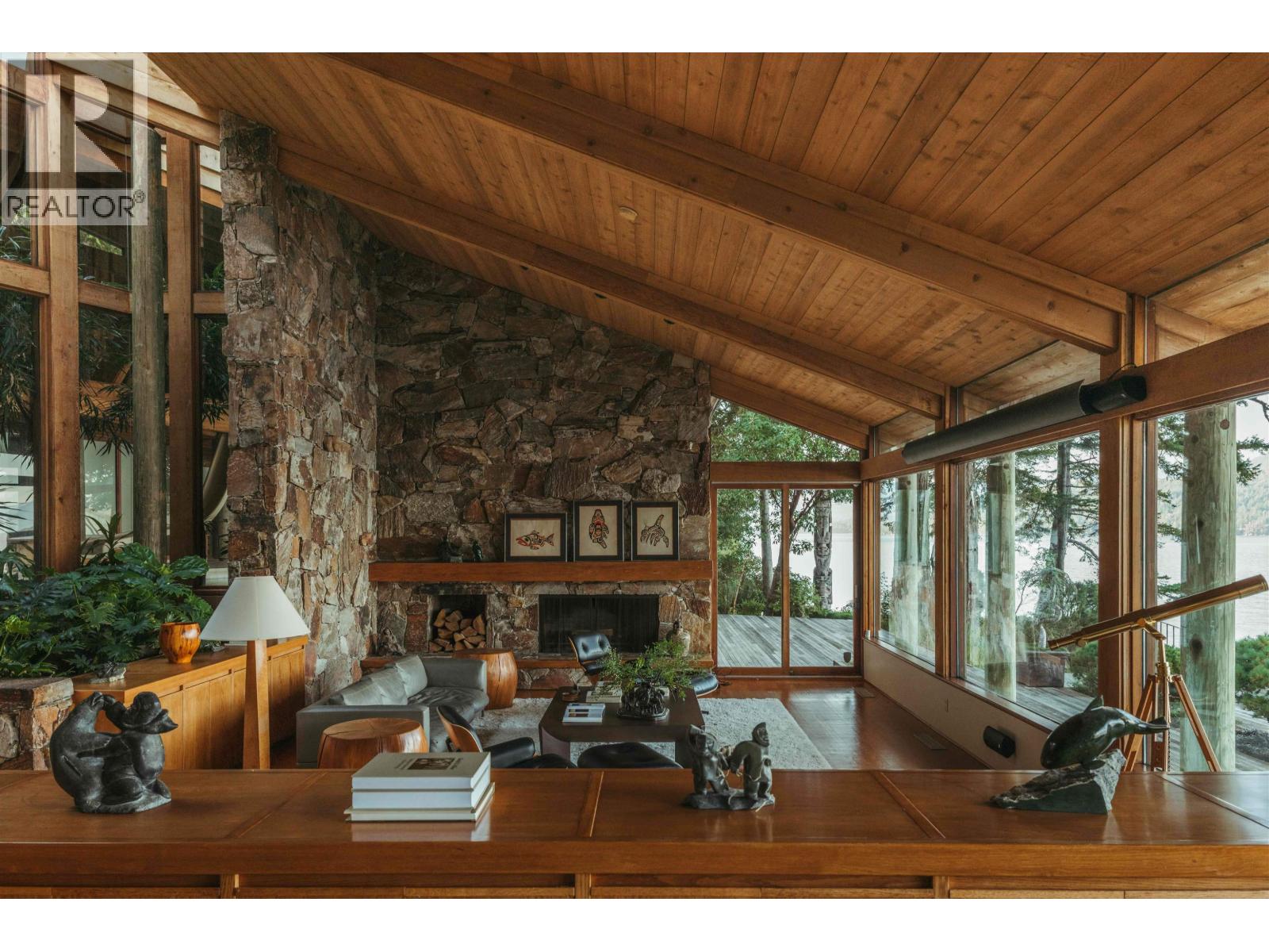 370-374 SMUGGLERS COVE ROAD, Bowen Island