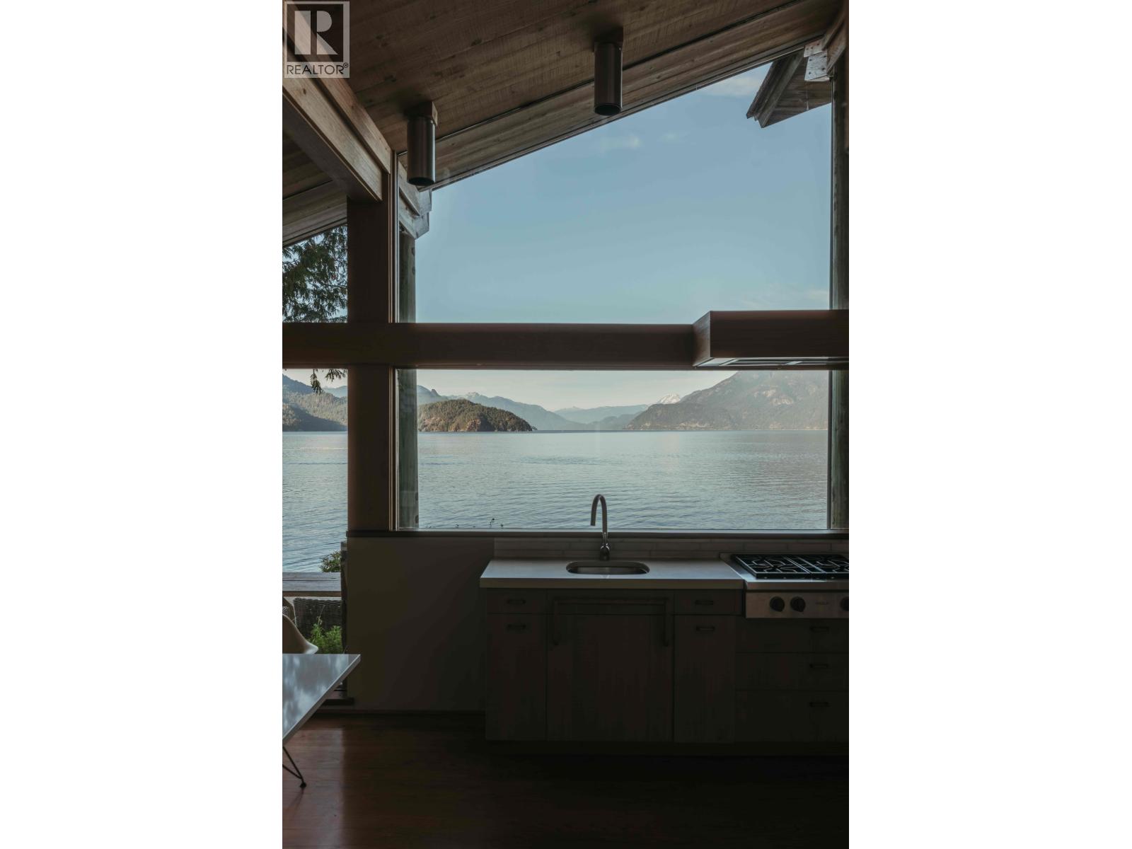 370-374 SMUGGLERS COVE ROAD, Bowen Island