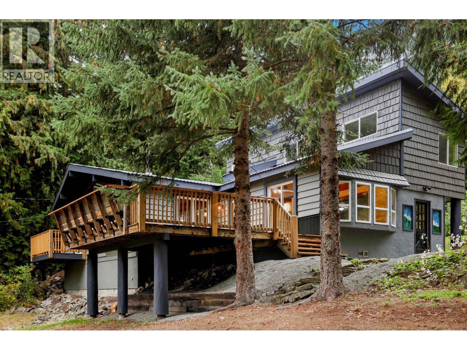 9257 PEMBERTON PORTAGE ROAD, Pemberton