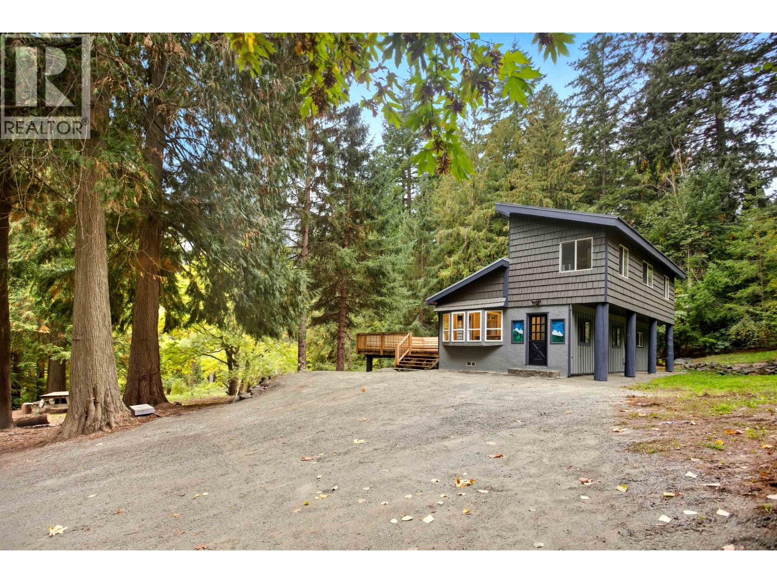 9257 PEMBERTON PORTAGE ROAD, Pemberton