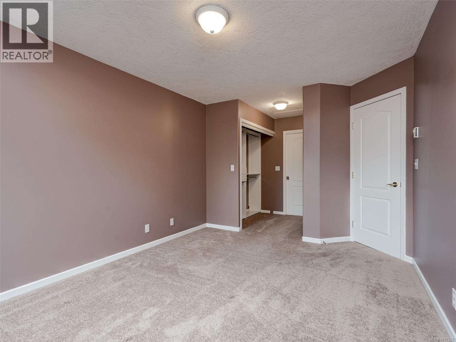 1 4619 Elk Lake Drive, Saanich