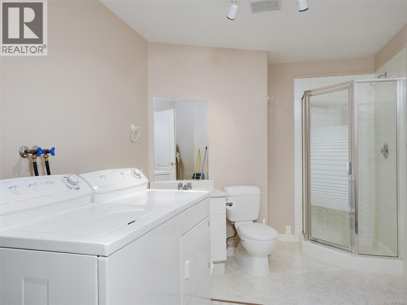 1 4619 Elk Lake Drive, Saanich
