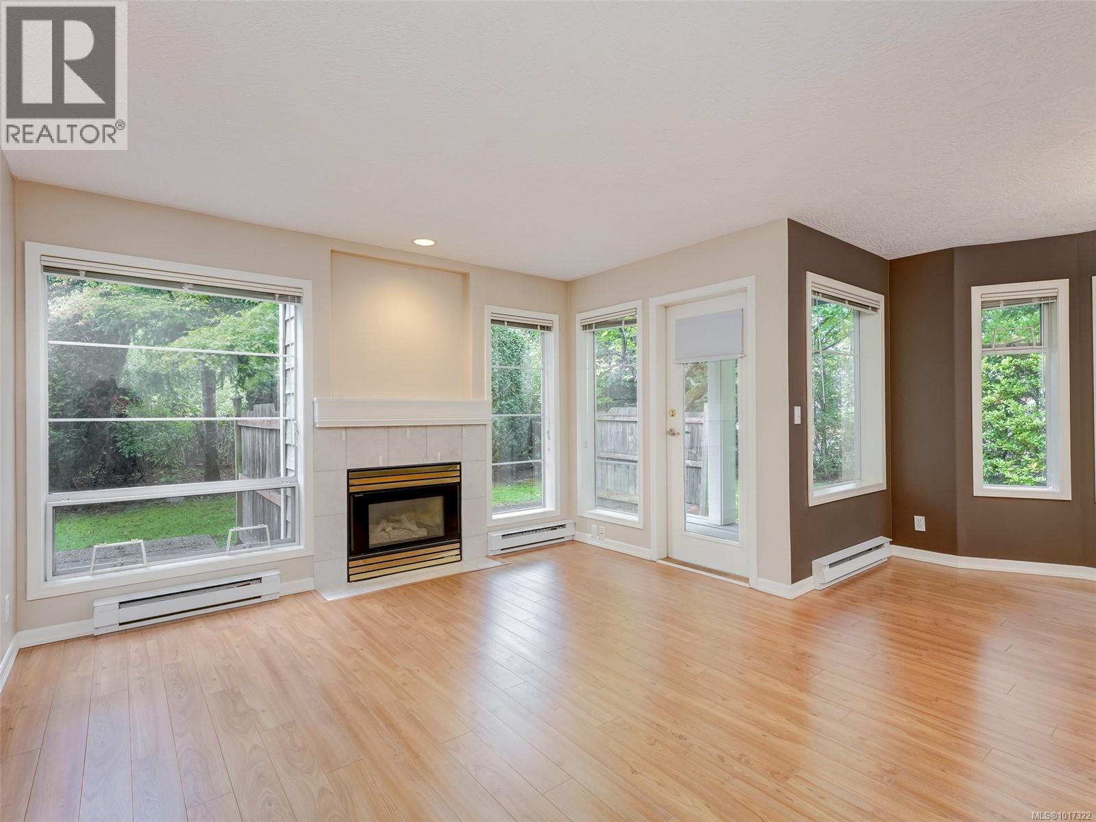 1 4619 Elk Lake Drive, Saanich