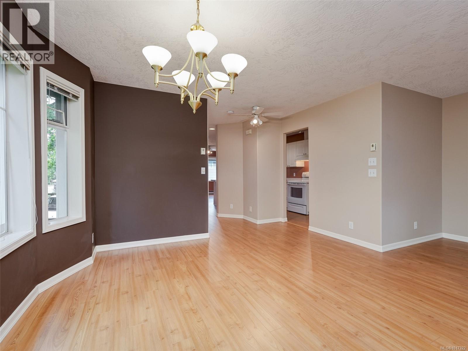 1 4619 Elk Lake Drive, Saanich