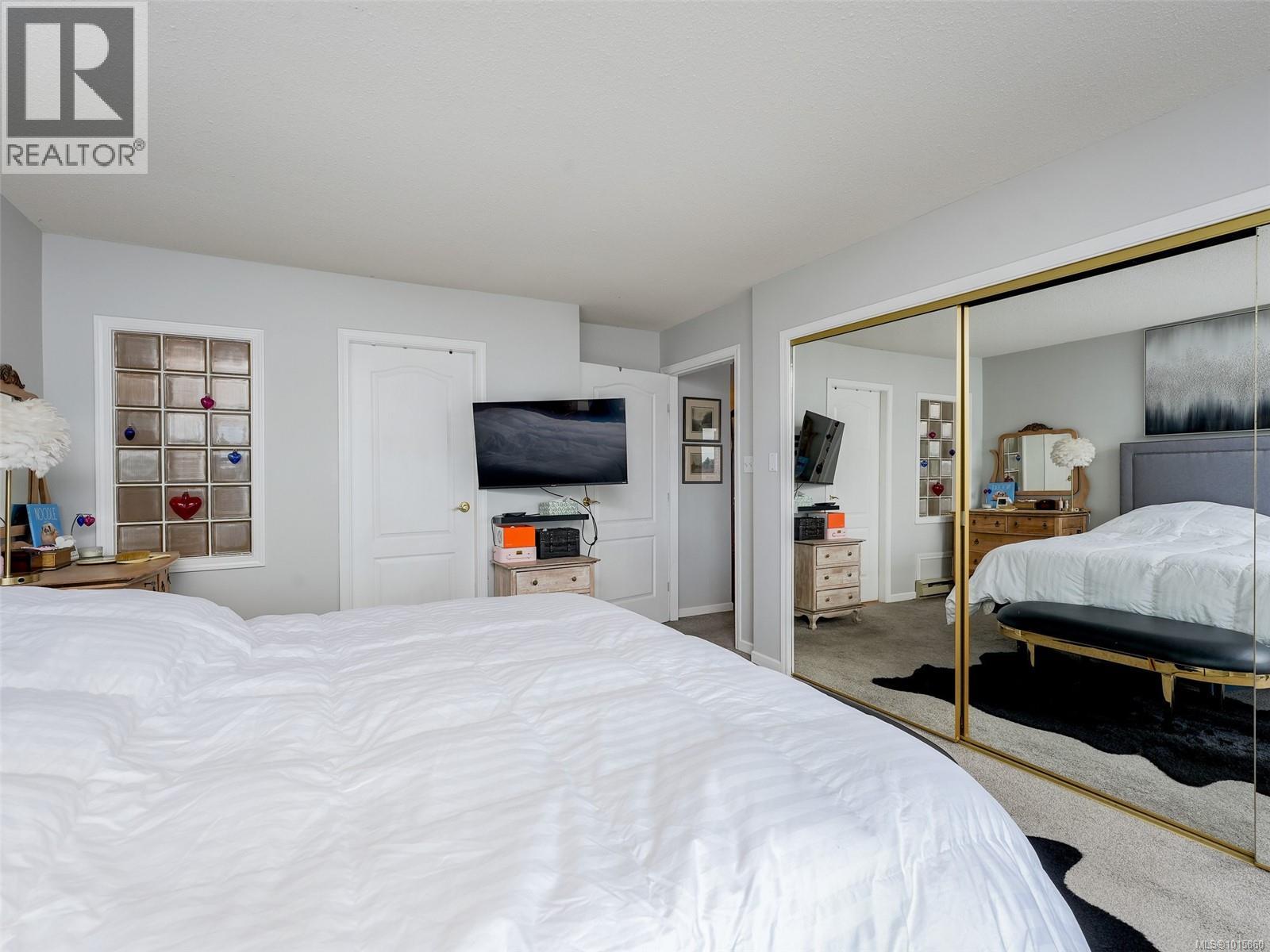 209 55 Songhees Road, Victoria
