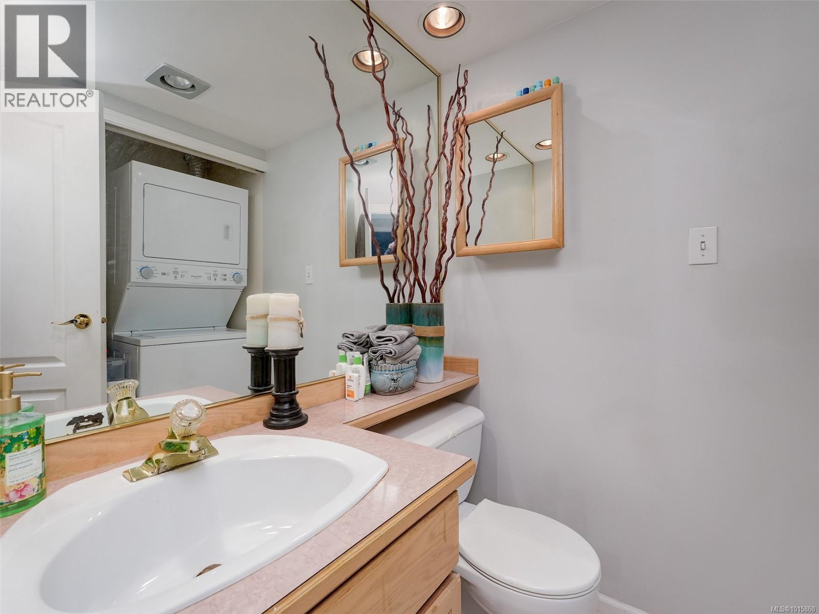 209 55 Songhees Road, Victoria