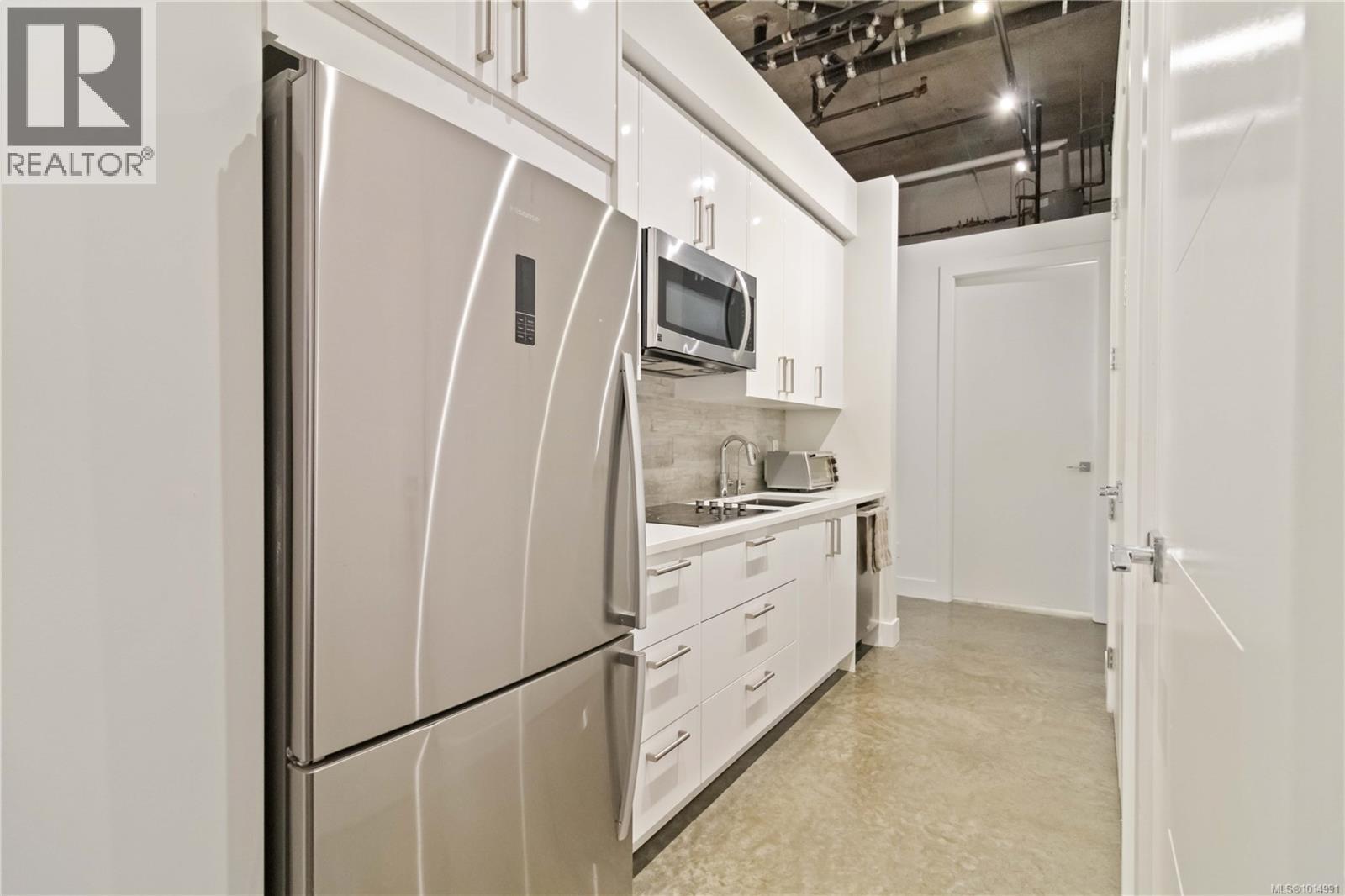 102 3871 Jacklin Road, Langford