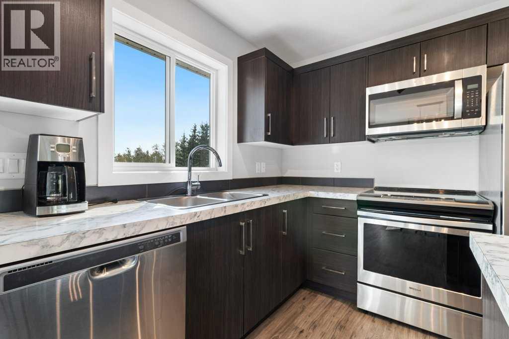 Single Family House Bi-level for Sale in  Sunnyside Crescent Sunnyside Rural Ponoka County 