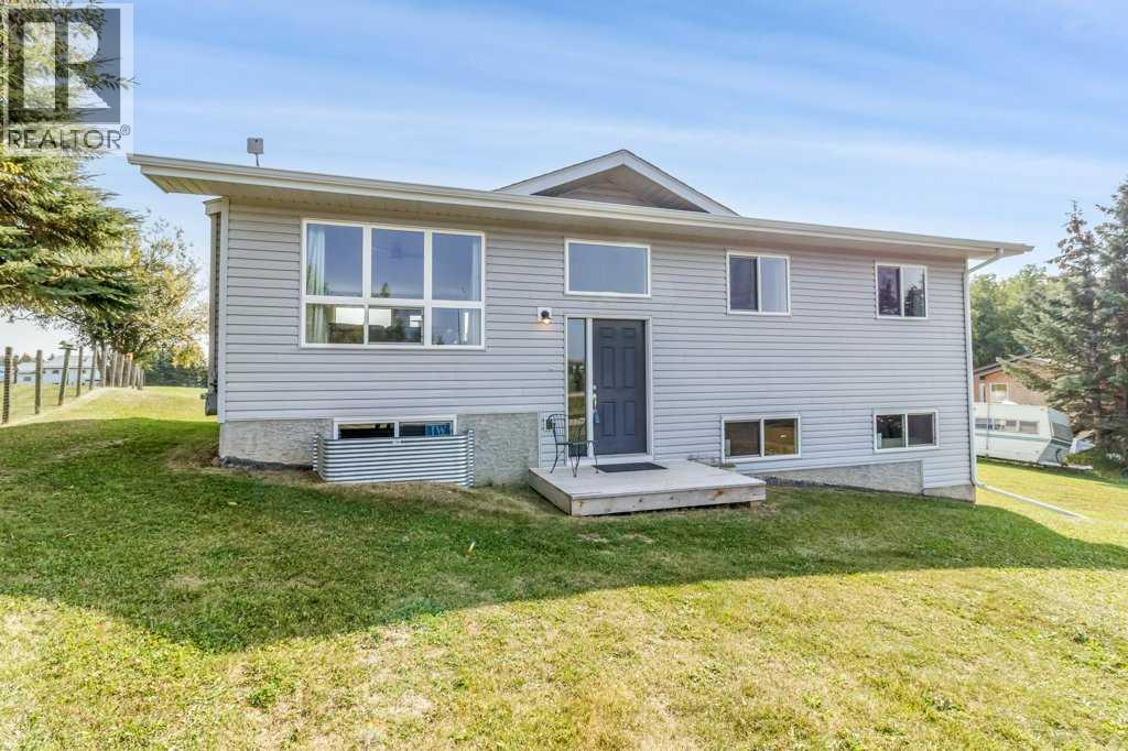 50 Sunnyside Crescent, Rural Ponoka County, Alberta