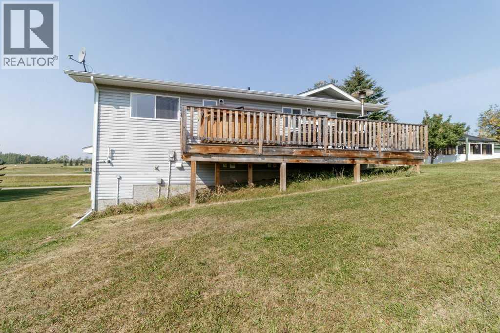 Single Family House Bi-level for Sale in  Sunnyside Crescent Sunnyside Rural Ponoka County 