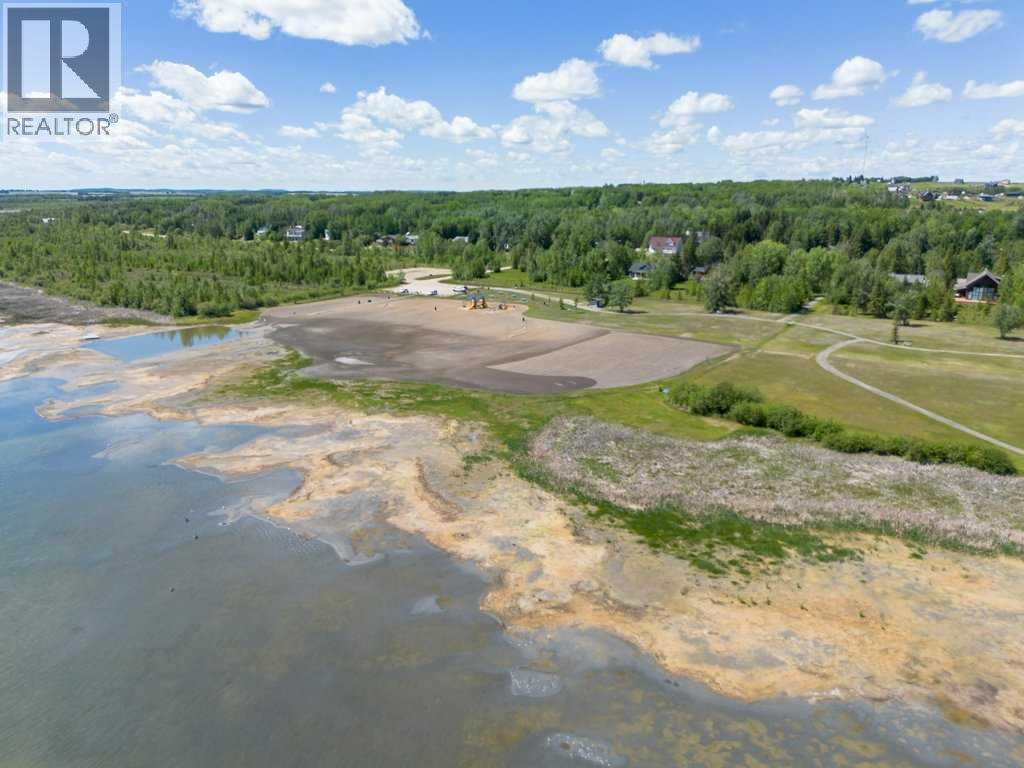 Single Family House Bi-level for Sale in  Sunnyside Crescent Sunnyside Rural Ponoka County 