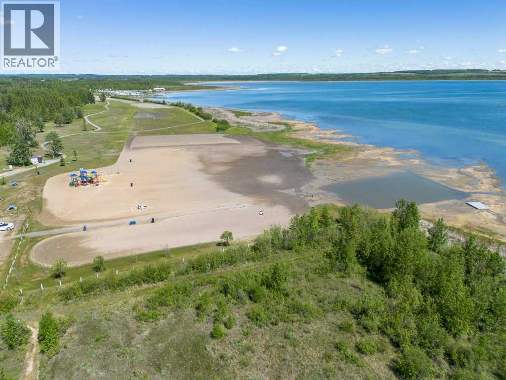 Single Family House Bi-level for Sale in  Sunnyside Crescent Sunnyside Rural Ponoka County 