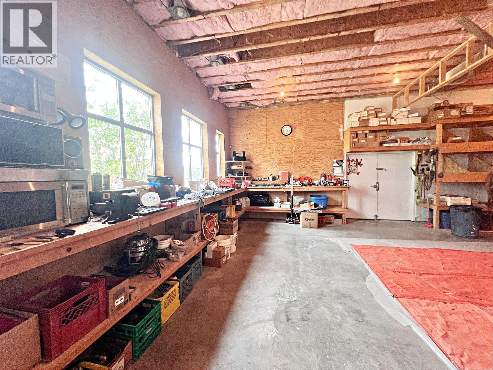  5621 Harrington Court, Peachland