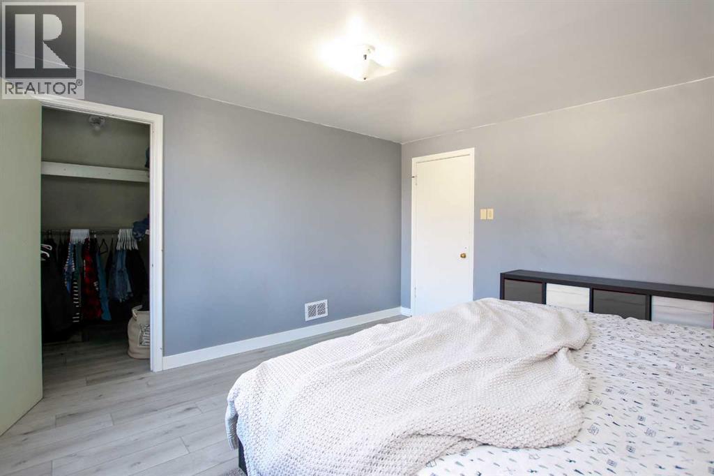 3515 45 Avenue, Red Deer
