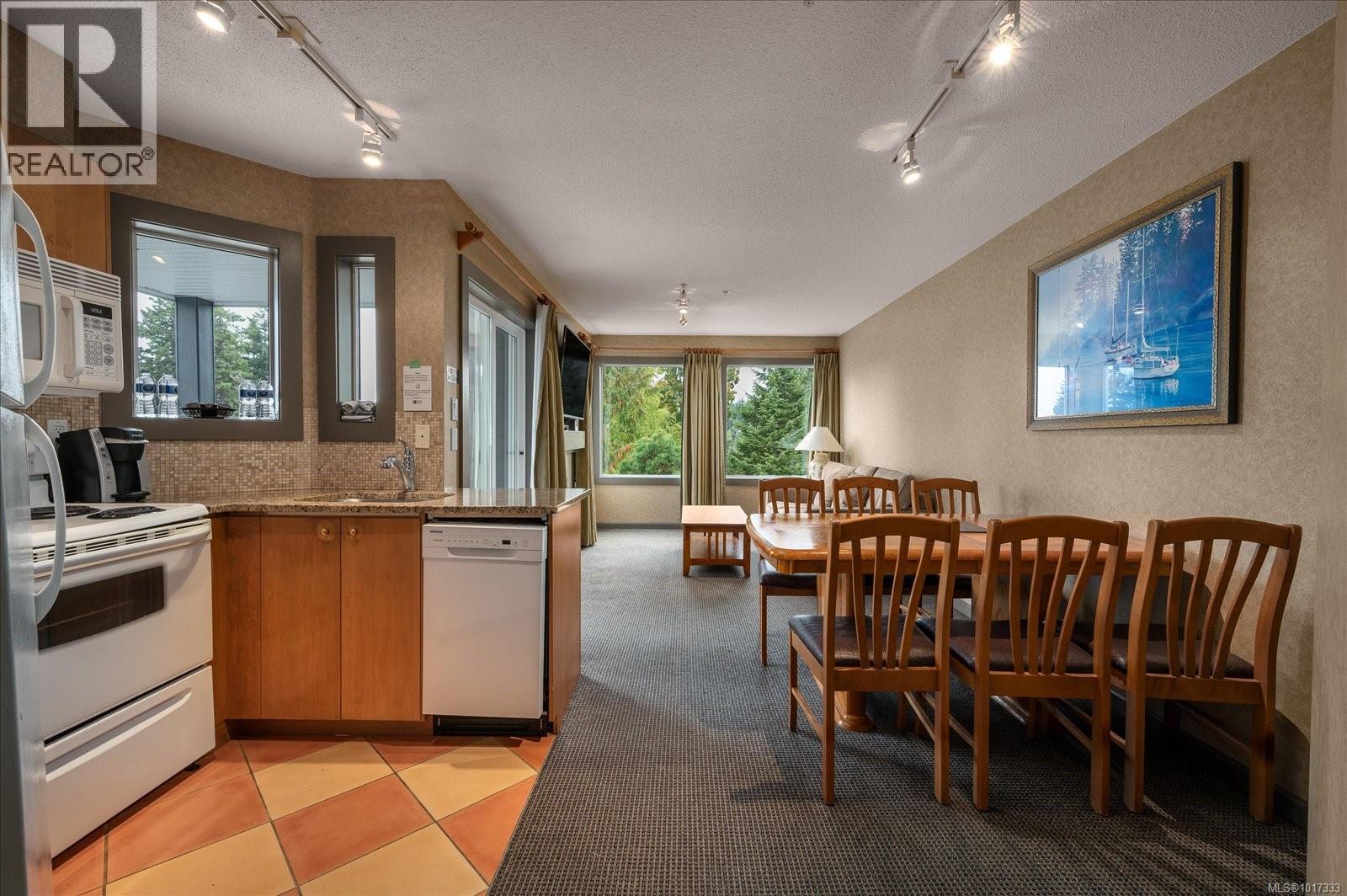 720 1600 Stroulger Rd, Nanoose Bay