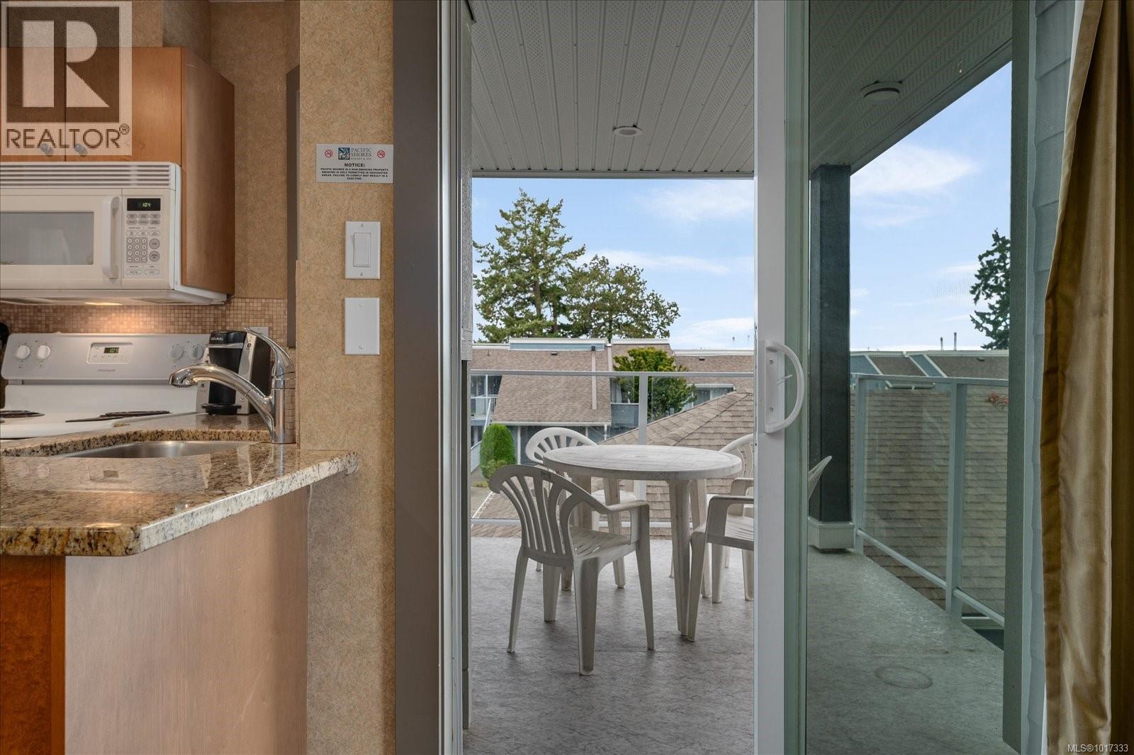 720 1600 Stroulger Rd, Nanoose Bay