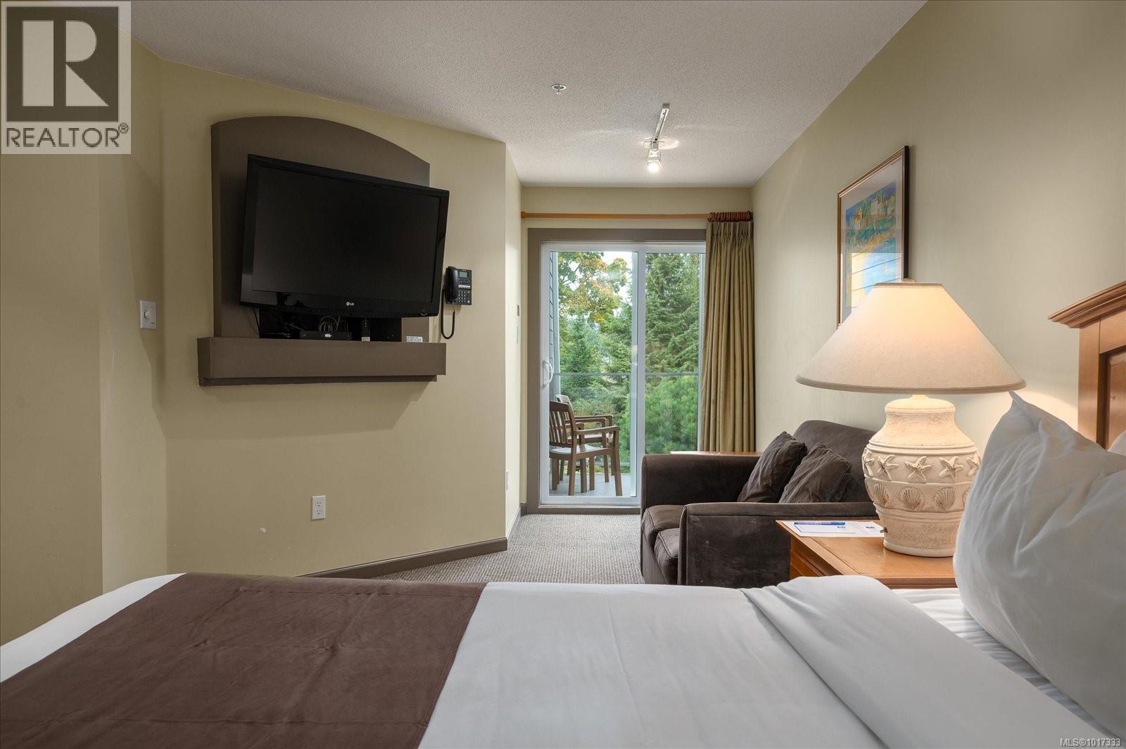 720 1600 Stroulger Rd, Nanoose Bay