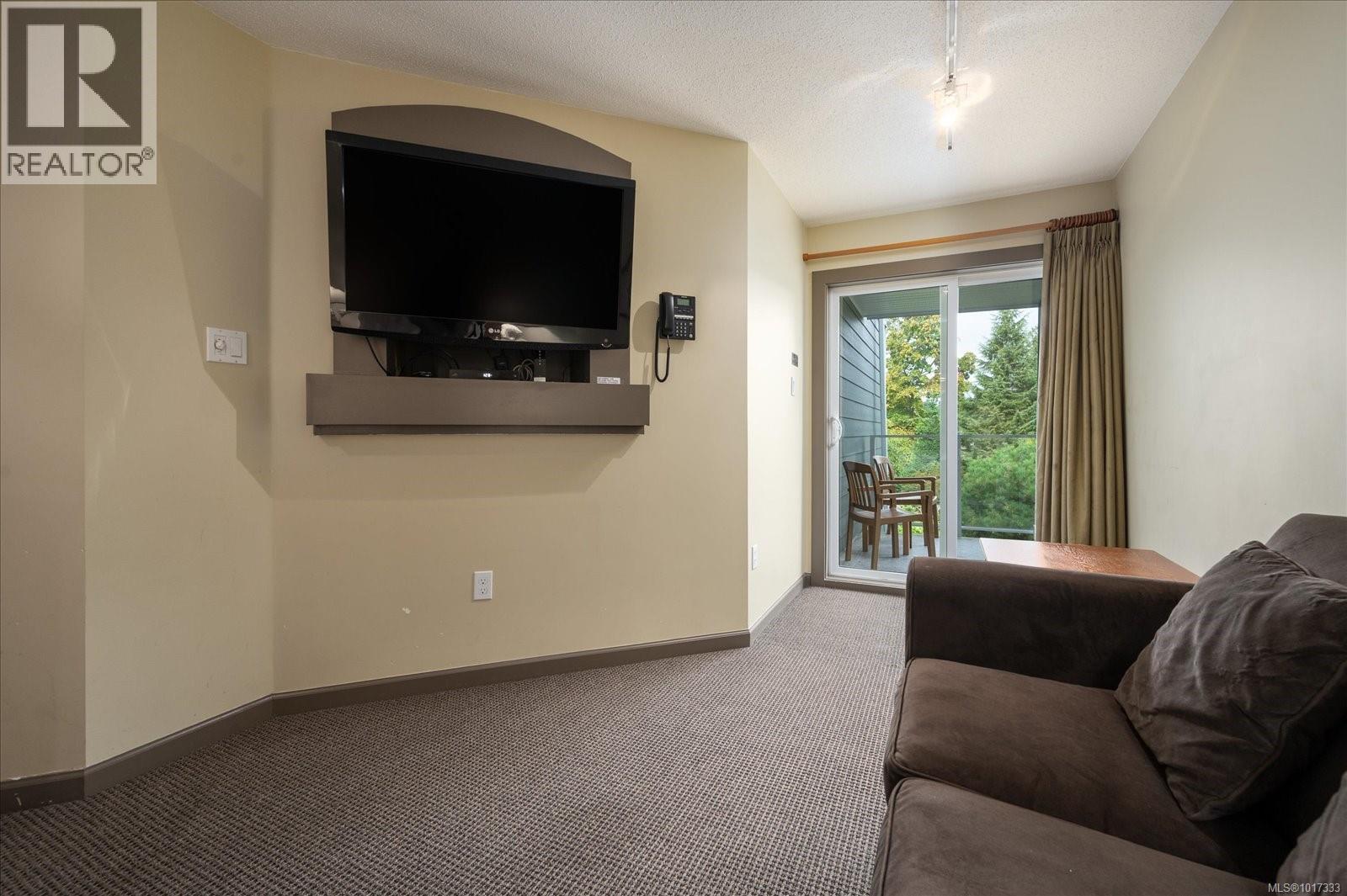 720 1600 Stroulger Rd, Nanoose Bay