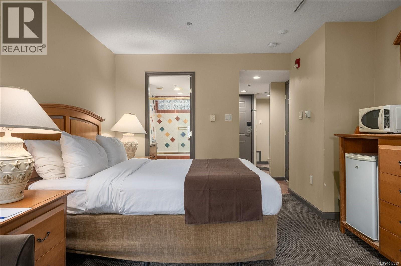 720 1600 Stroulger Rd, Nanoose Bay