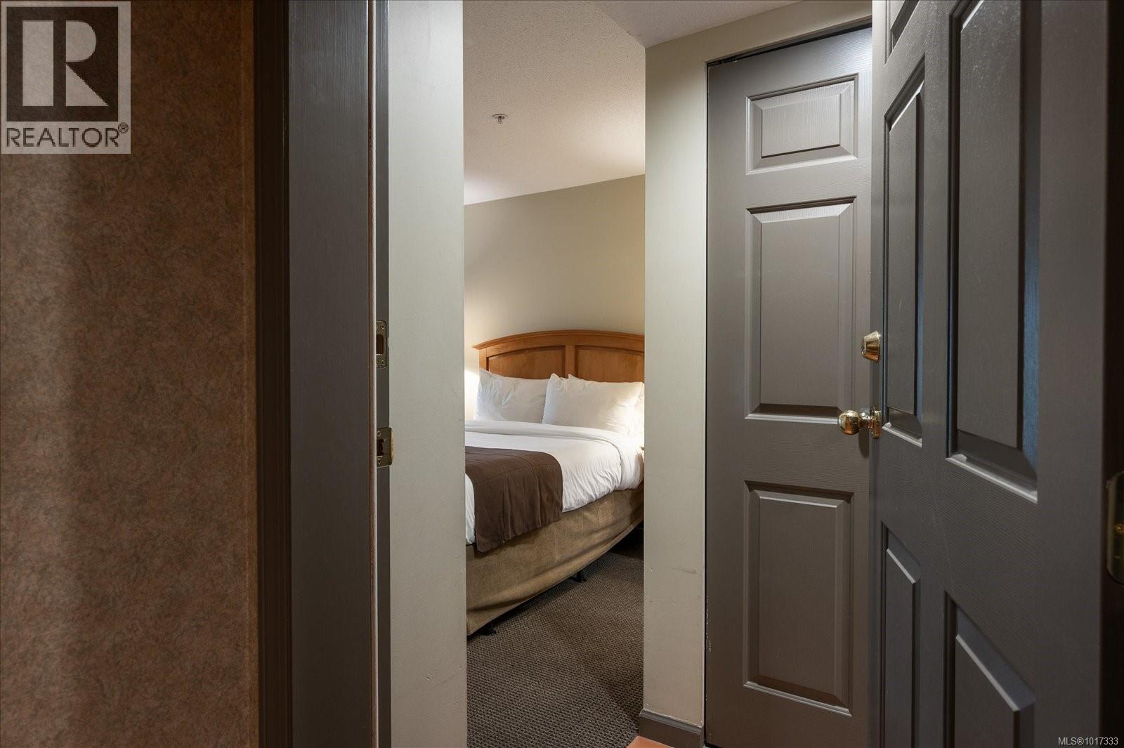 720 1600 Stroulger Rd, Nanoose Bay