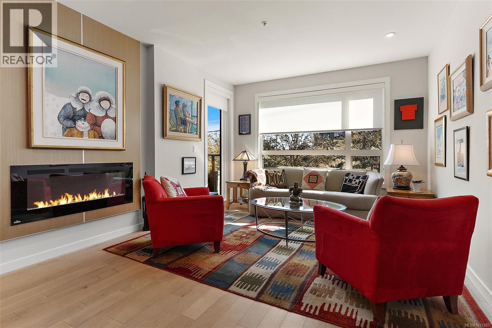 302 2285 Bowker Avenue, Oak Bay
