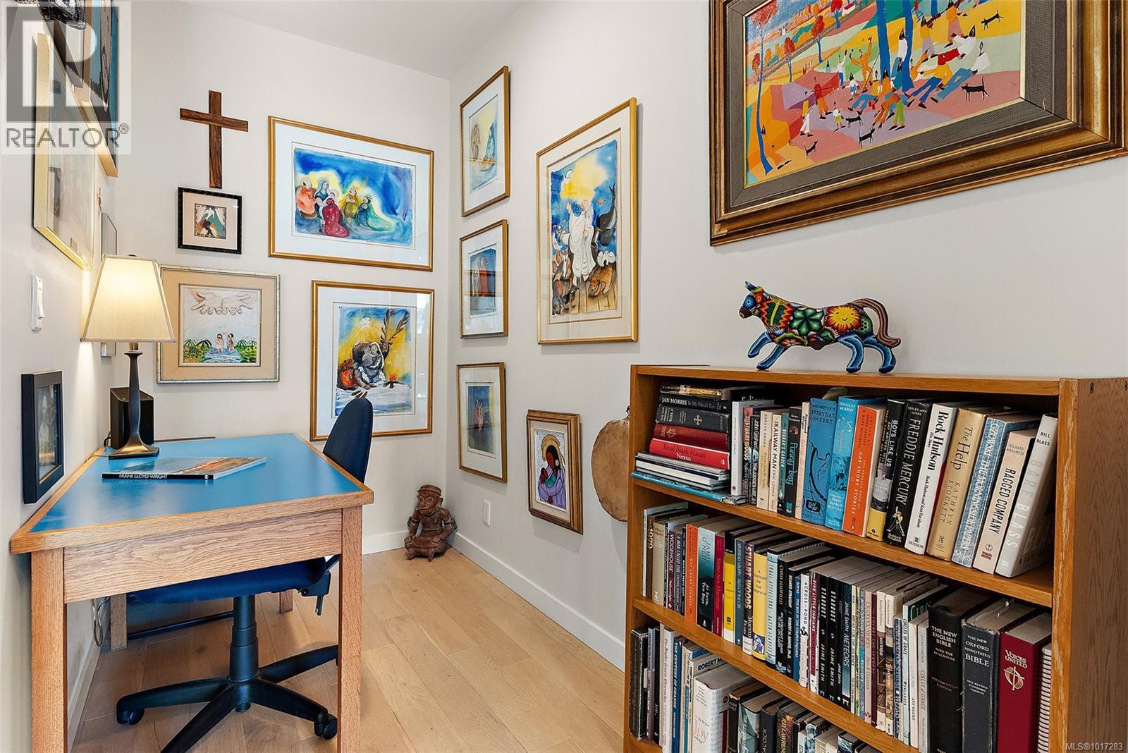 302 2285 Bowker Avenue, Oak Bay