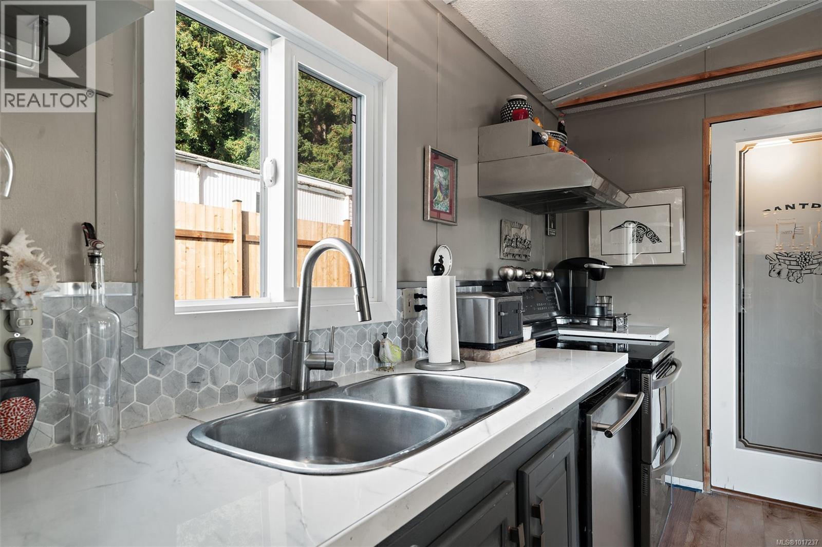 72 10980 Westdowne Road, Ladysmith