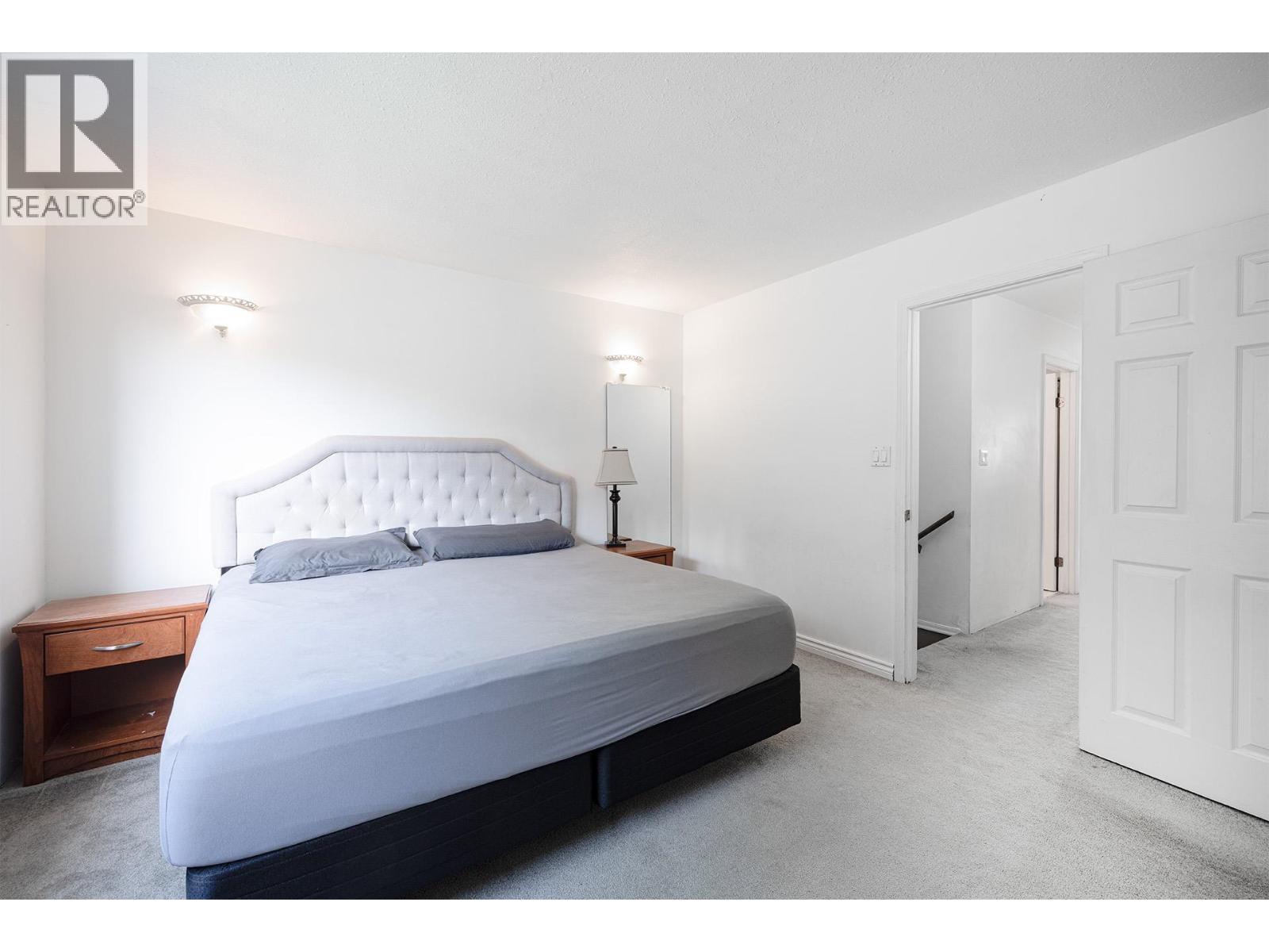 19625 PARK ROAD, Pitt Meadows